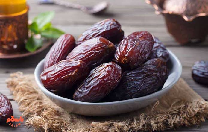خرما کبکاب مشکین 1.2 کیلویی مرغوب با بسته بندی بهداشتی